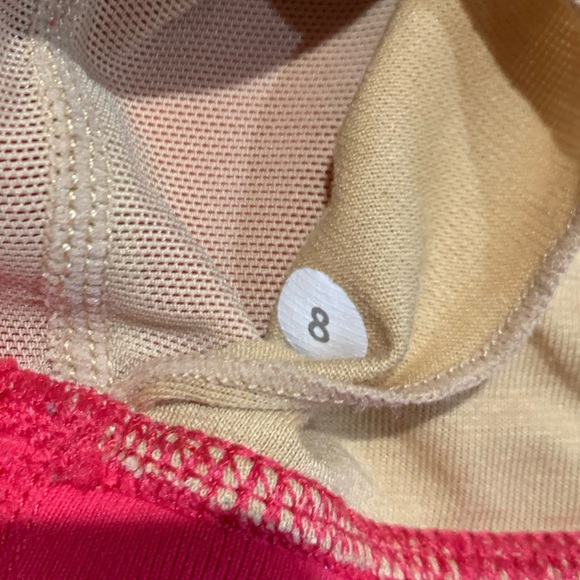 Lululemon V-Neck Adjustable Sports-Bra - Picture 7 of 7